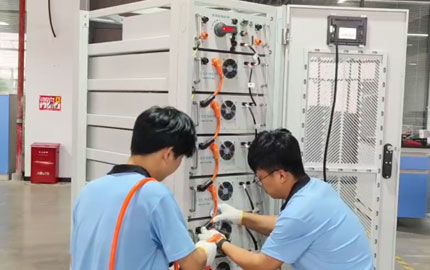 Установка коммерческой системы хранения энергии на литиевой батарее 60KWH 14